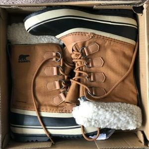 -SOLD- NWT SOREL Carnival Winter Boots